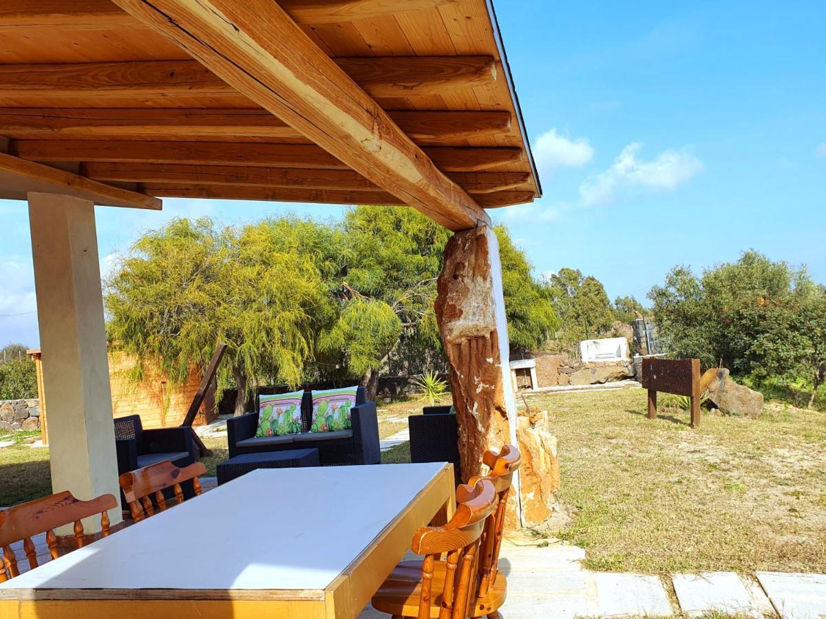 Villini Cortesas Orosei Exteriér fotografie
