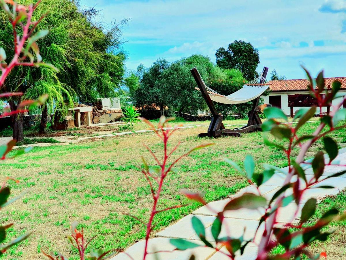 Villini Cortesas Orosei Exteriér fotografie